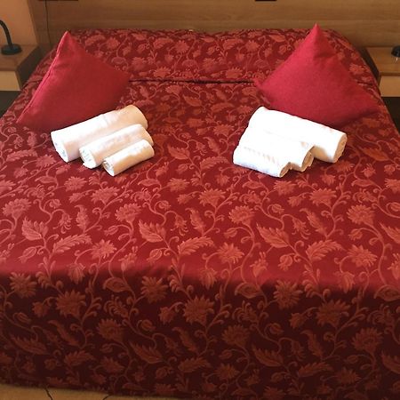 Hotel Le Corti Pitstop Ferrara Exterior photo