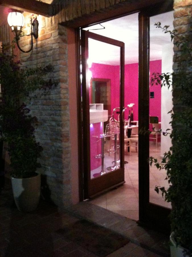 Hotel Le Corti Pitstop Ferrara Exterior photo