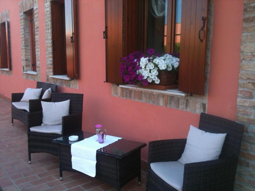 Hotel Le Corti Pitstop Ferrara Exterior photo